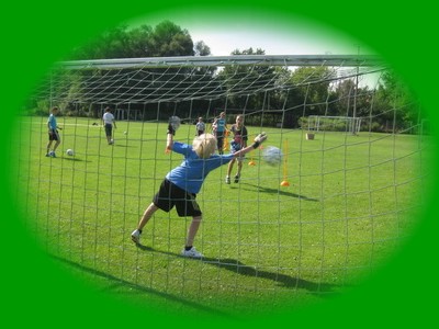 kickercamp fussballferien torschuss